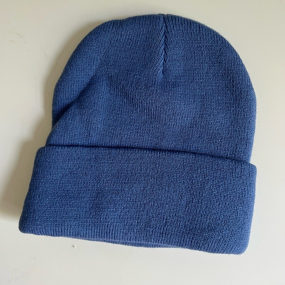Knit hat - Picture 3 of 3